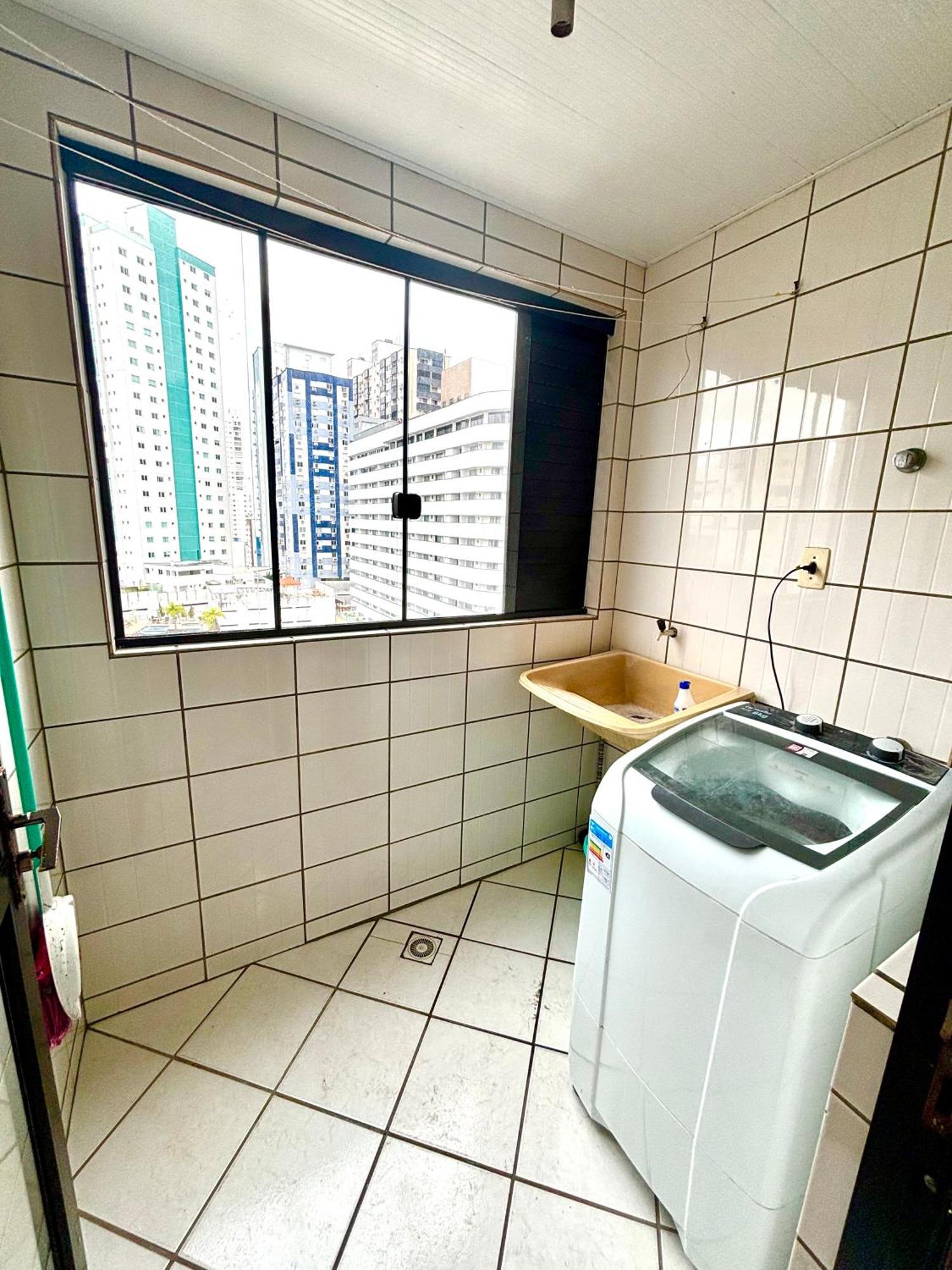 Apartamento Dante Tomio Balneário Camboriú Exteriör bild