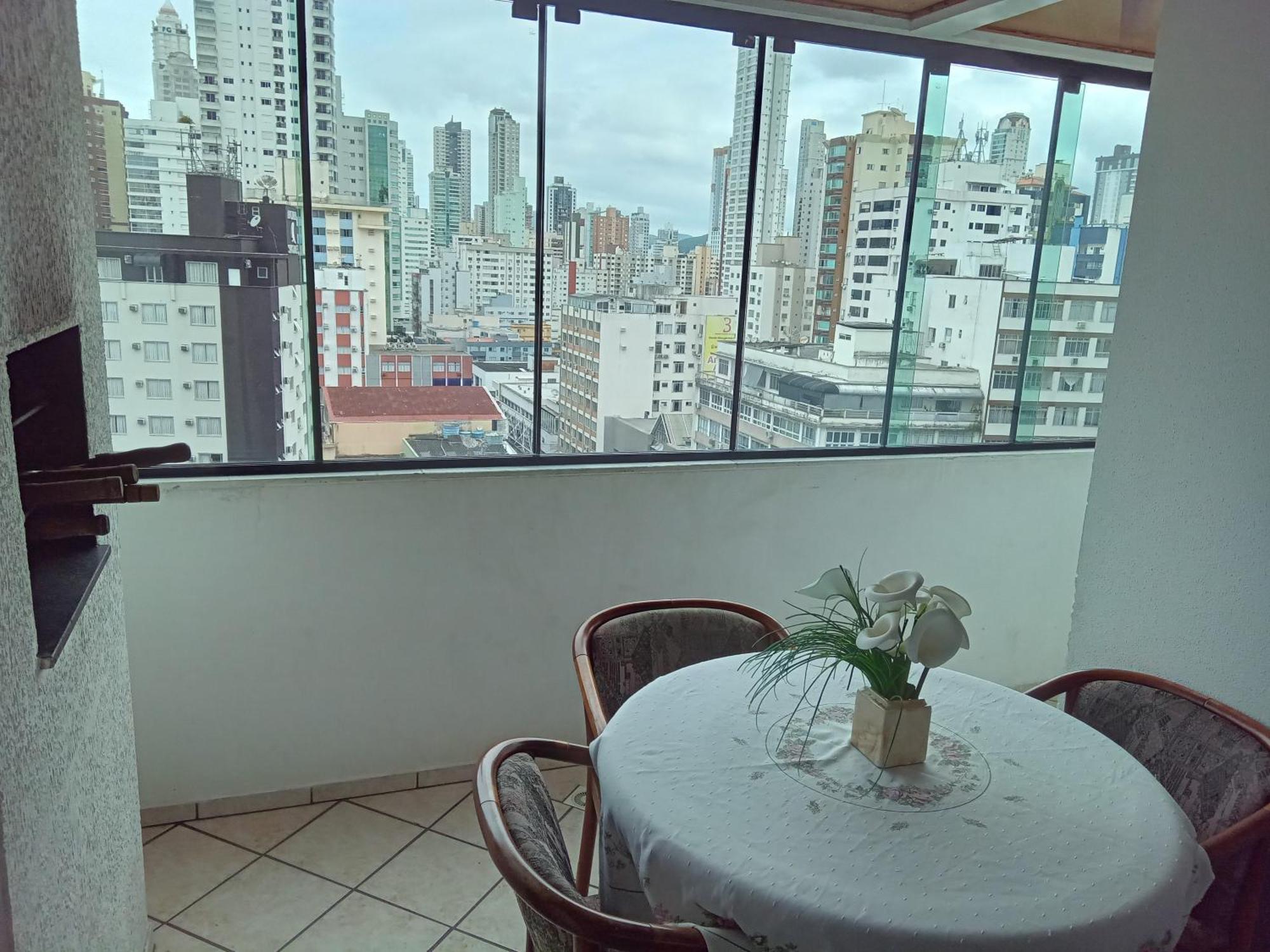 Apartamento Dante Tomio Balneário Camboriú Exteriör bild