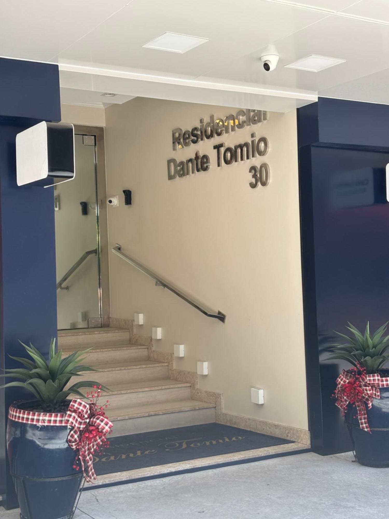 Apartamento Dante Tomio Balneário Camboriú Exteriör bild